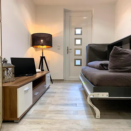 Apartment Arp 2o Mit Garten Und Parkplatz *