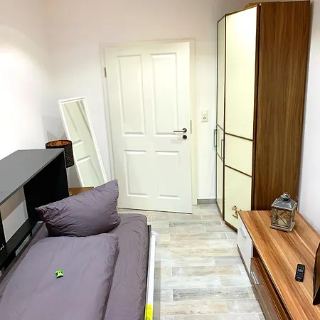 Apartment Arp 2o Mit Garten Und Parkplatz