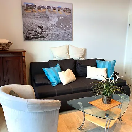 Apartment Arp 2o Mit Garten Und Parkplatz Itzehoe